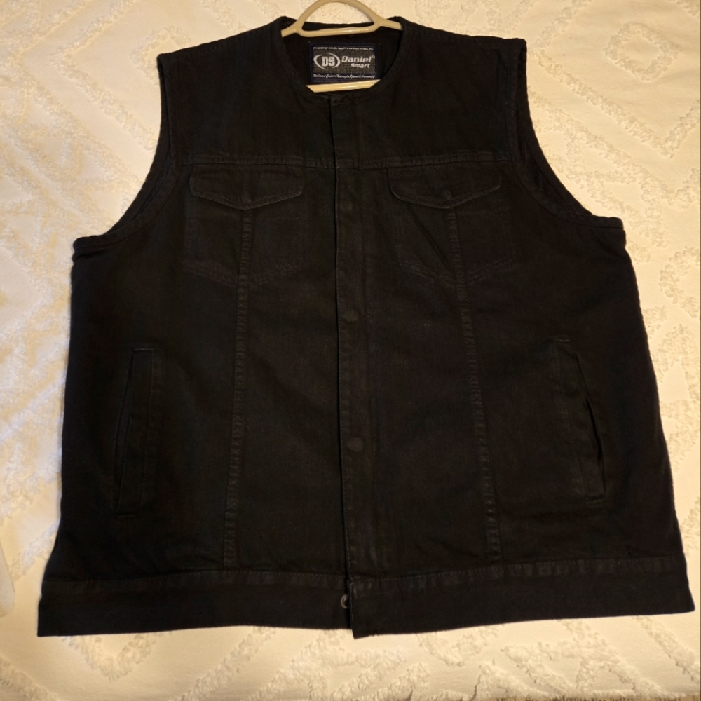 Mens Daniel Smart Denim Motorcycle Vest, 3XL, Black